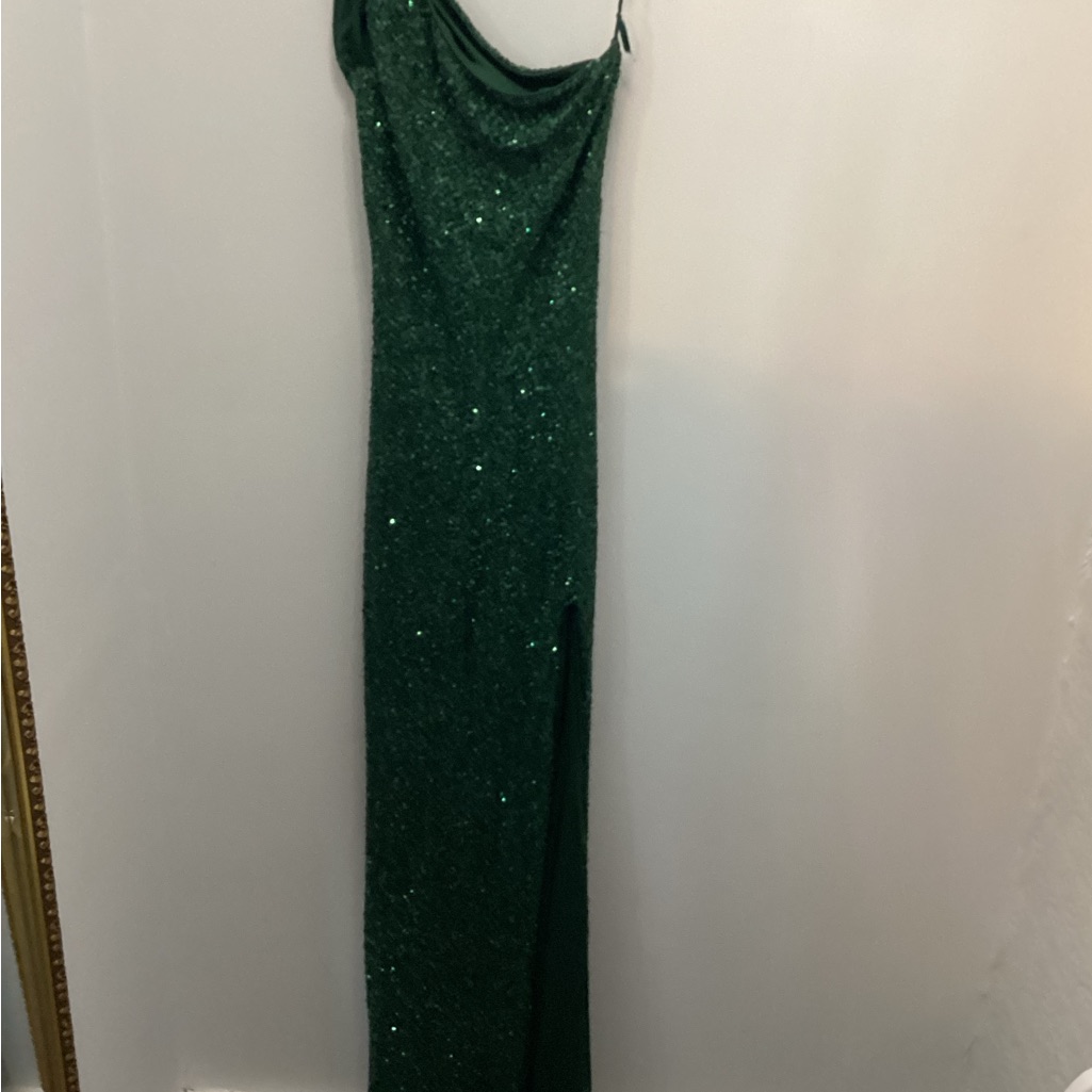 La Femme 31291, Size 2, Emerald